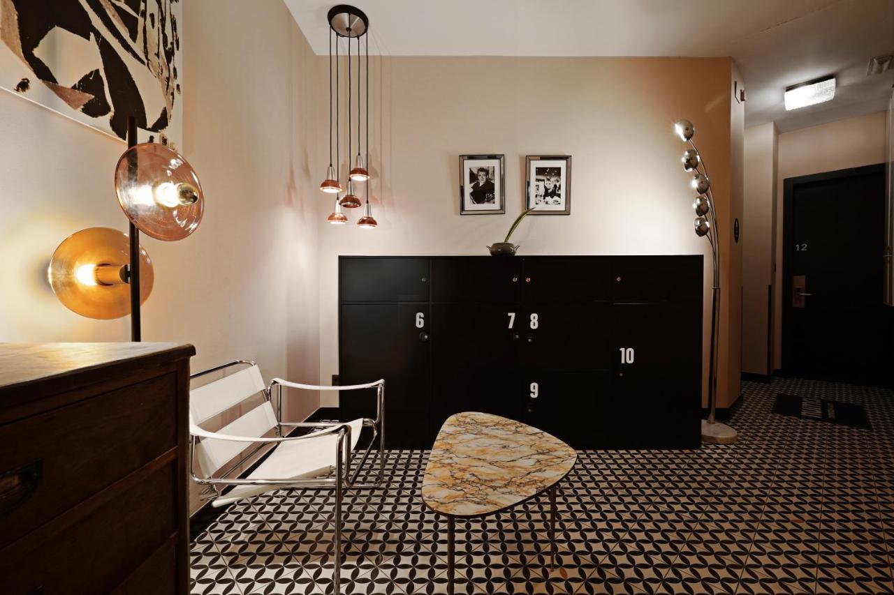 Numa Barcelona Roca Aparthotel Bagian luar foto