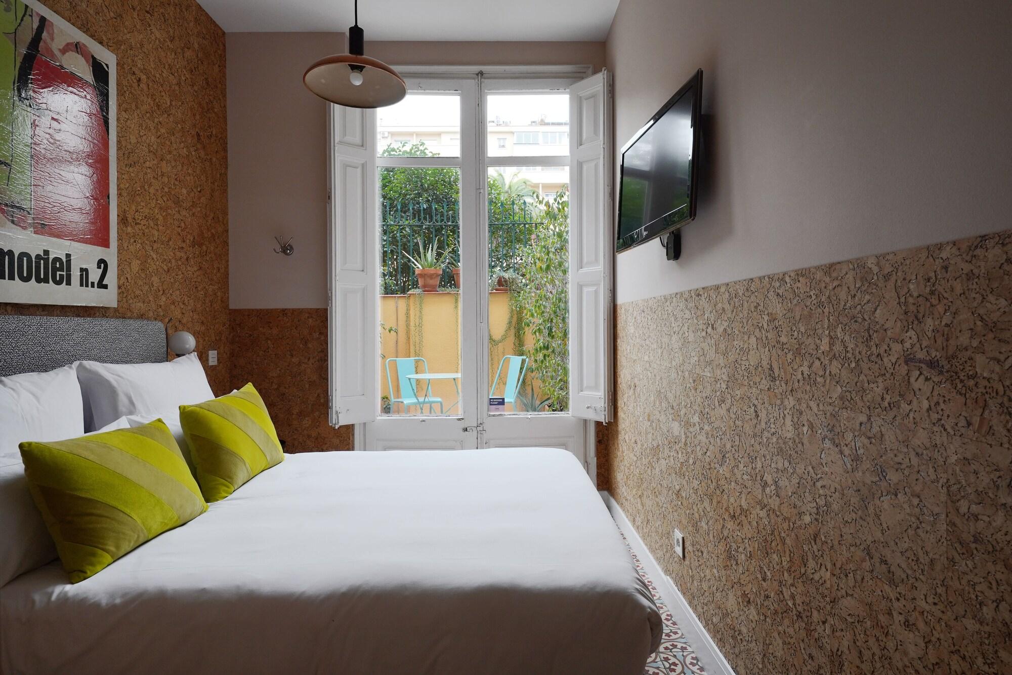Numa Barcelona Roca Aparthotel Bagian luar foto