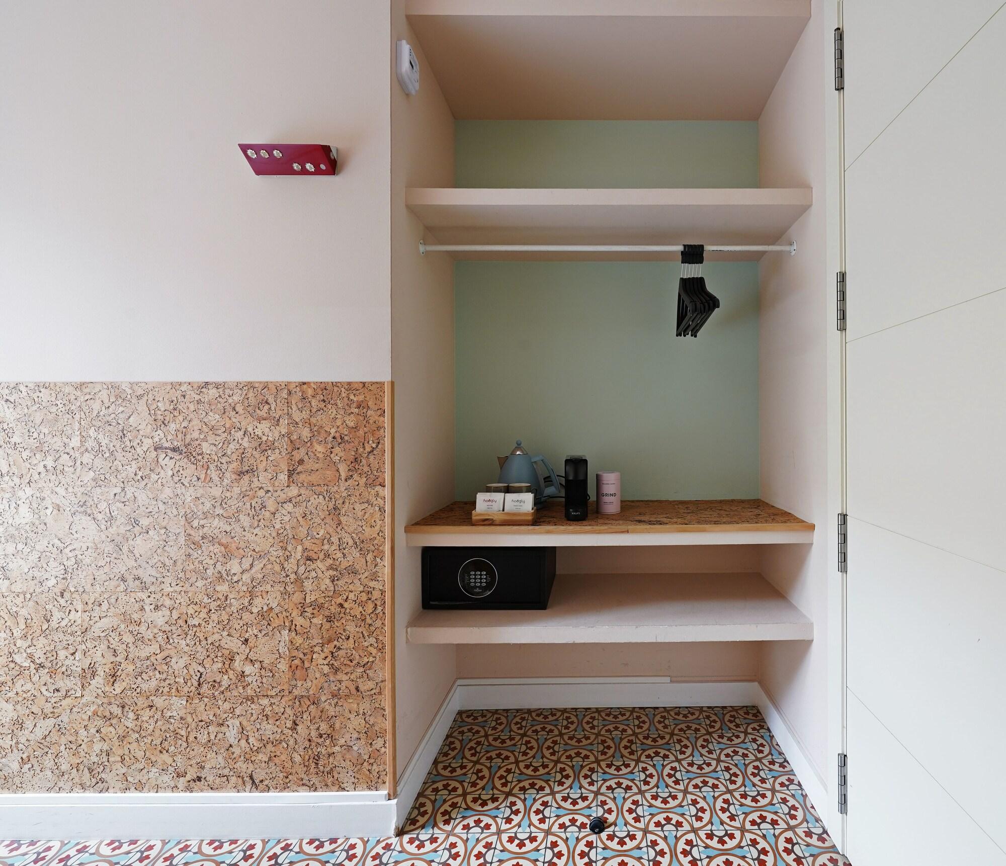 Numa Barcelona Roca Aparthotel Bagian luar foto