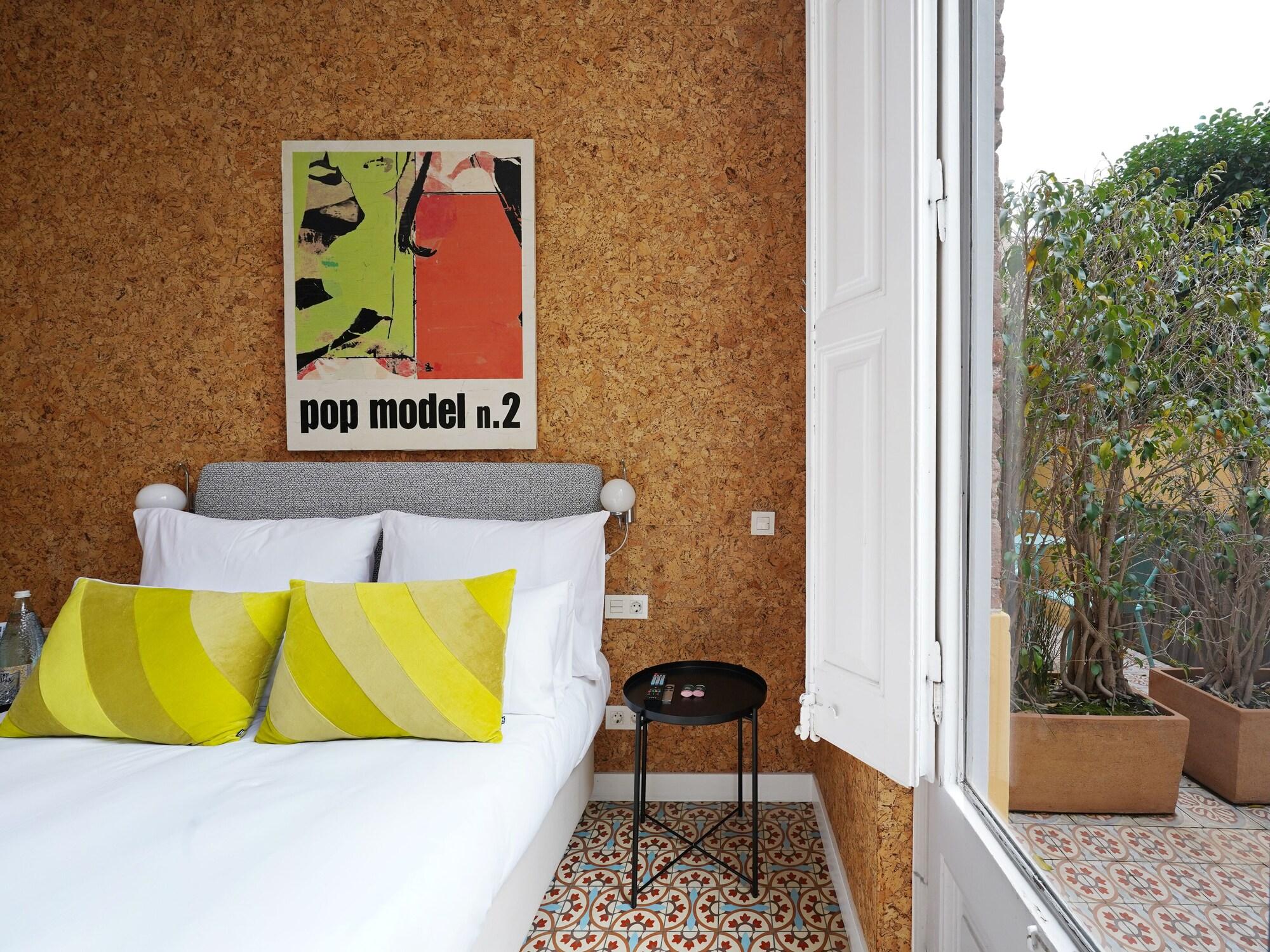 Numa Barcelona Roca Aparthotel Bagian luar foto