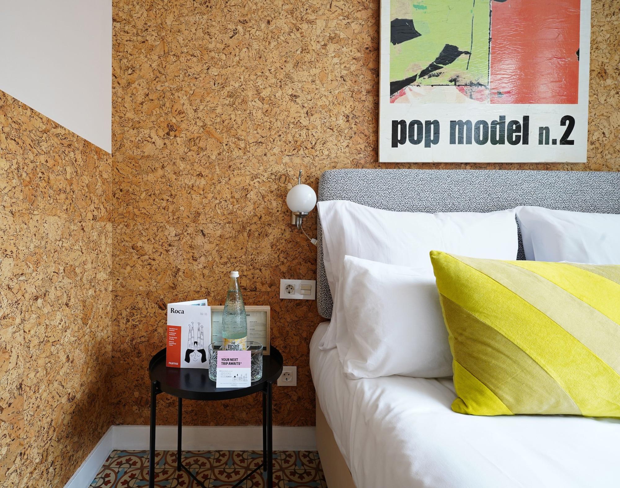 Numa Barcelona Roca Aparthotel Bagian luar foto
