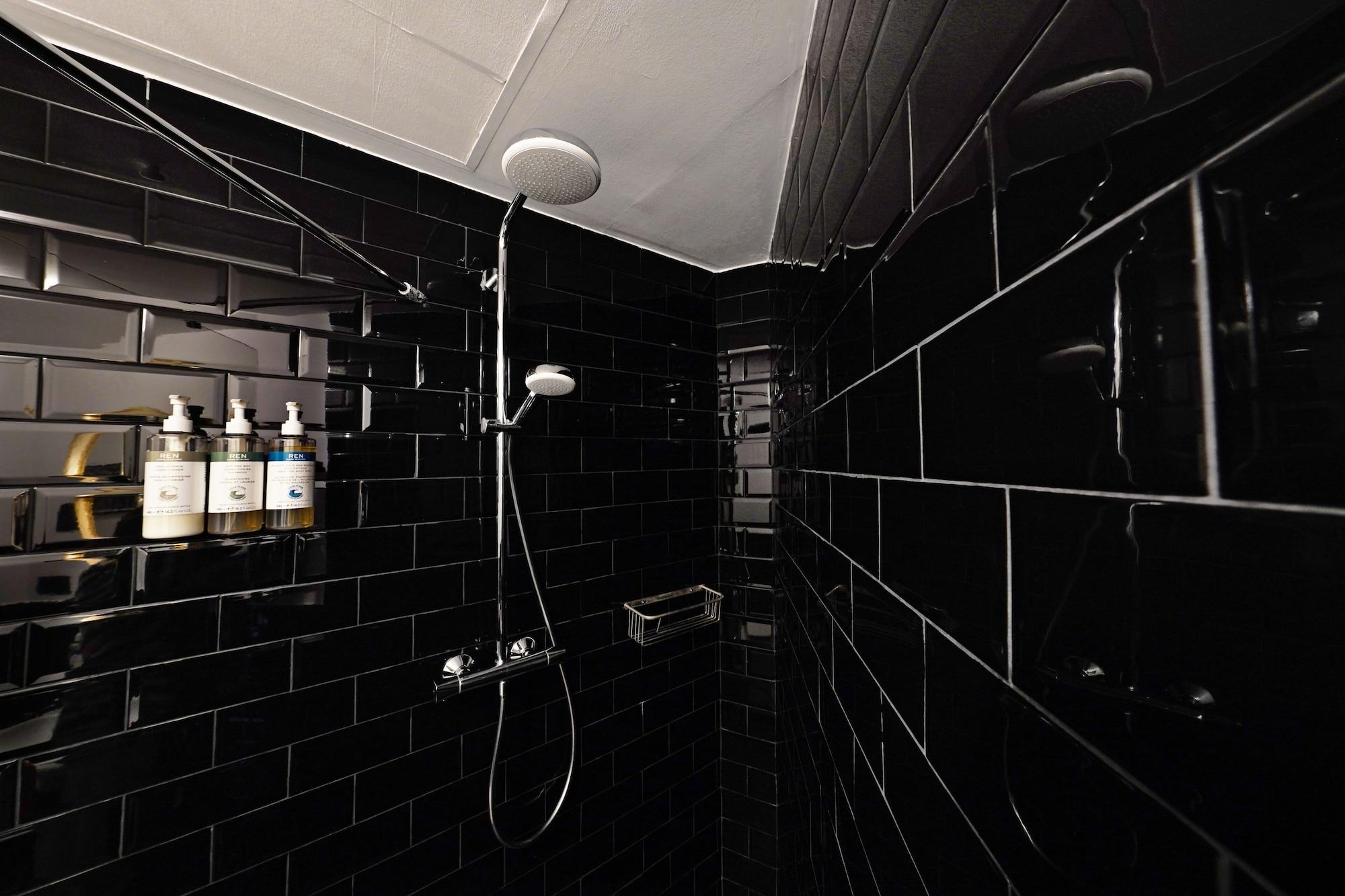 Numa Barcelona Roca Aparthotel Bagian luar foto