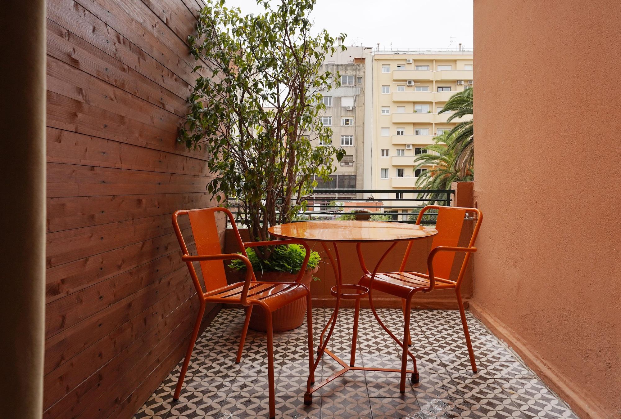 Numa Barcelona Roca Aparthotel Bagian luar foto